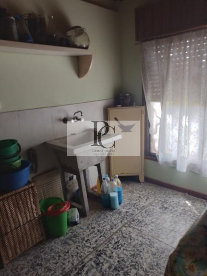 Propiedad con doble unidad funcional en lote amplio - Barrio Santa Rosa de Lima -