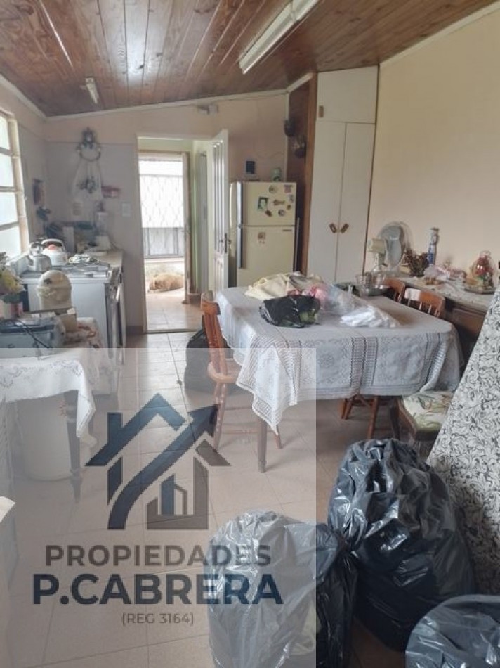 Propiedad con doble unidad funcional en lote amplio - Barrio Santa Rosa de Lima -