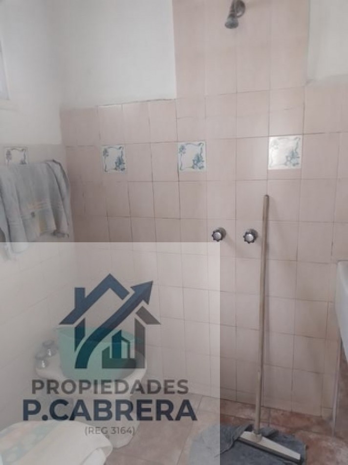 Propiedad con doble unidad funcional en lote amplio - Barrio Santa Rosa de Lima -