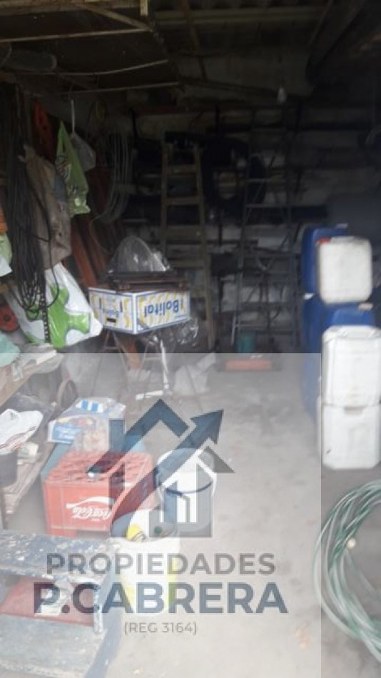 Propiedad con doble unidad funcional en lote amplio - Barrio Santa Rosa de Lima -