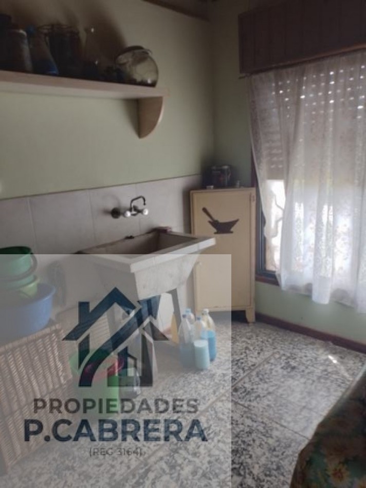 Propiedad con doble unidad funcional en lote amplio - Barrio Santa Rosa de Lima -