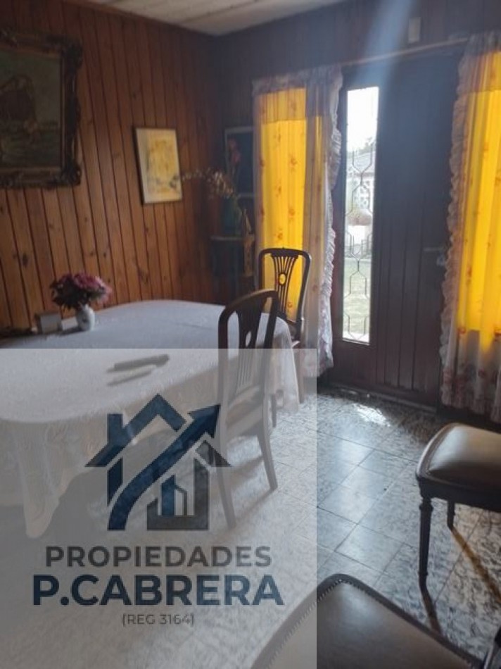 Propiedad con doble unidad funcional en lote amplio - Barrio Santa Rosa de Lima -