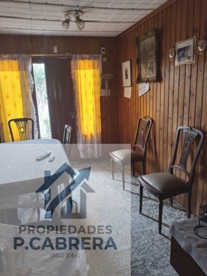 Propiedad con doble unidad funcional en lote amplio - Barrio Santa Rosa de Lima -
