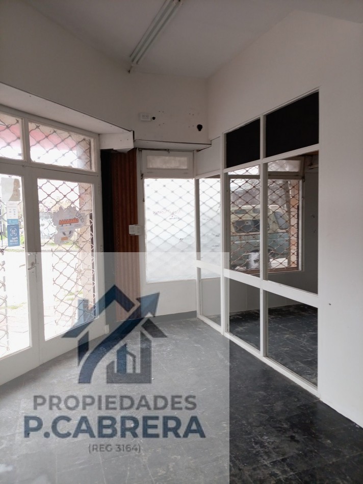 EXCELENTE ESQUINA EN MAR DEL PLATA (Barrio Las Avenidas) 