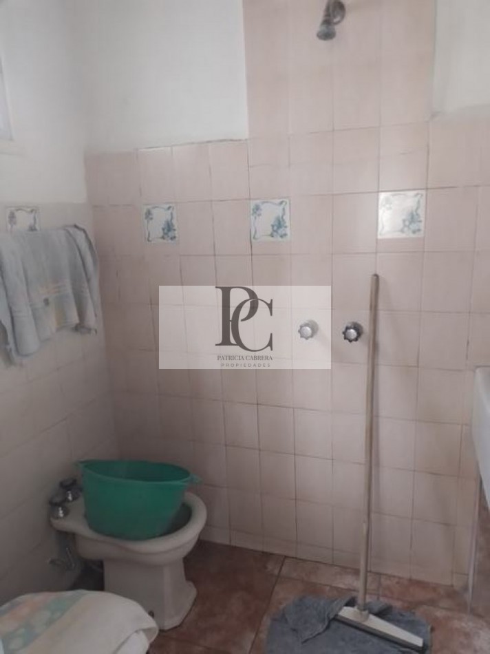 Propiedad con doble unidad funcional en lote amplio - Barrio Santa Rosa de Lima -