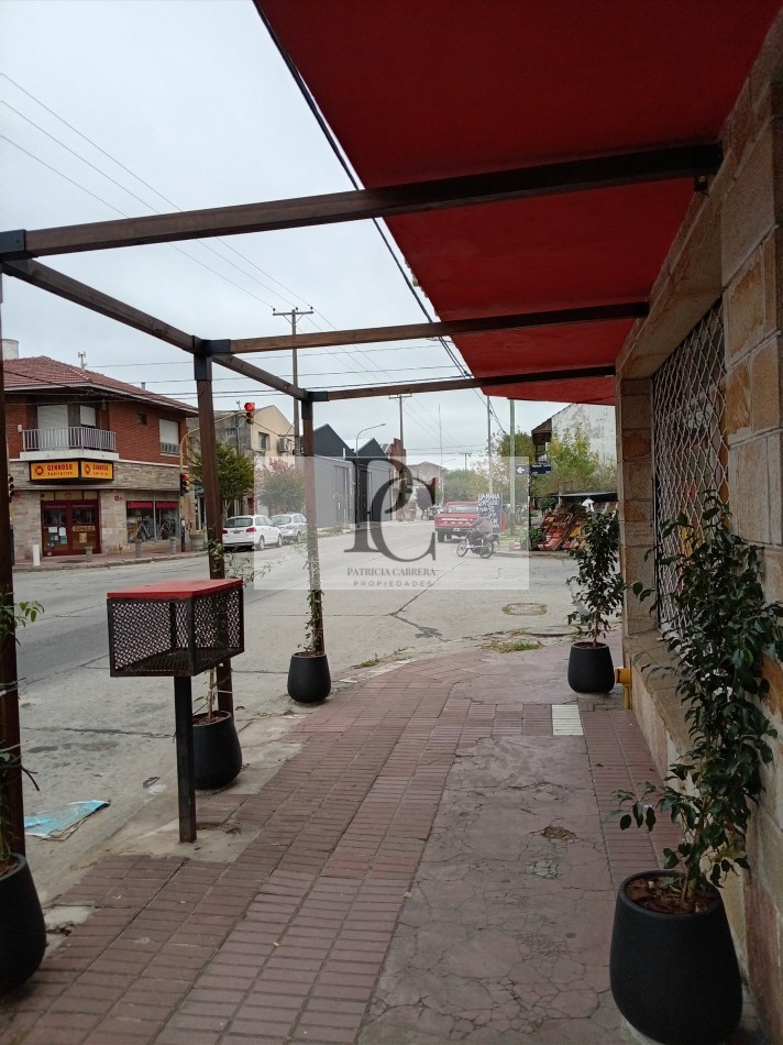 EXCELENTE ESQUINA EN MAR DEL PLATA (Barrio Las Avenidas) 