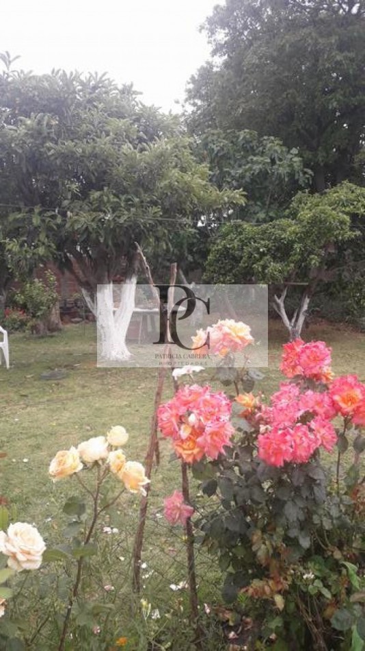 Propiedad con doble unidad funcional en lote amplio - Barrio Santa Rosa de Lima -