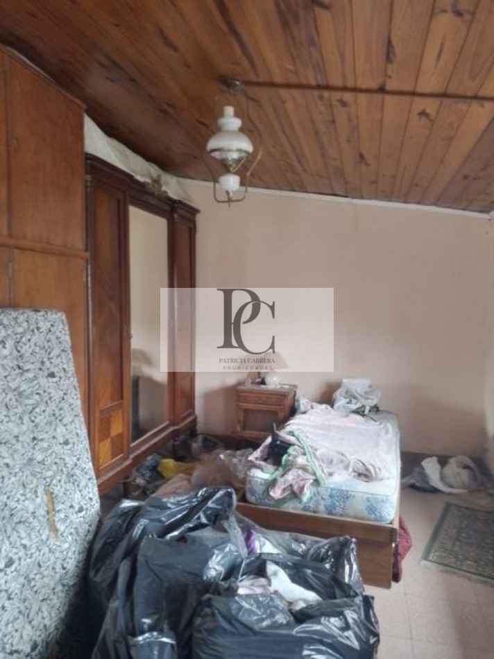 Propiedad con doble unidad funcional en lote amplio - Barrio Santa Rosa de Lima -